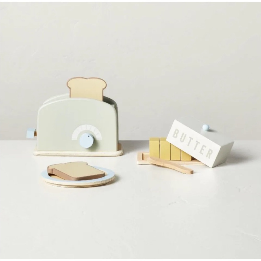 HEARTH & HAND BNIB wood toaster set
